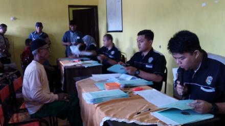 Pembagian Sertipikat PTSL